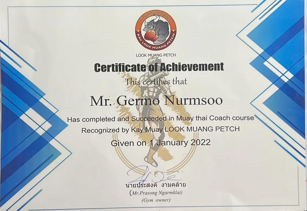 Qualified Muay Thai and Kickboxing Coach